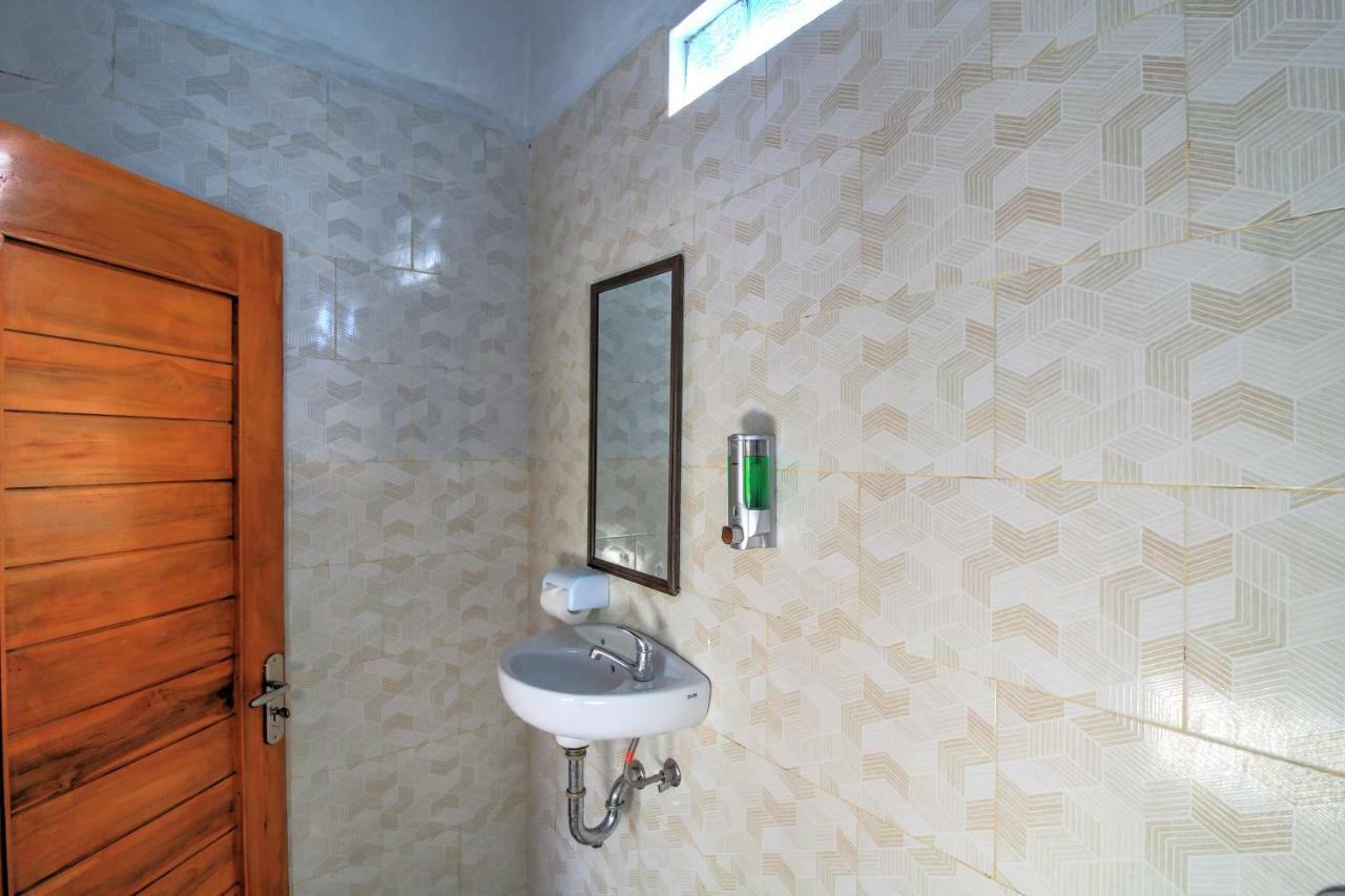 Arys Guest House Sakti Экстерьер фото